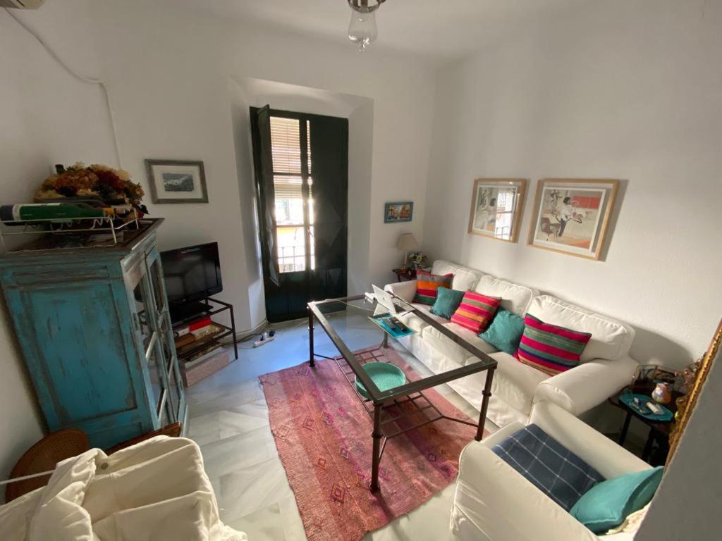 Apartamentos Turisticos Virgen Del Monte 67 Sevilla Kültér fotó